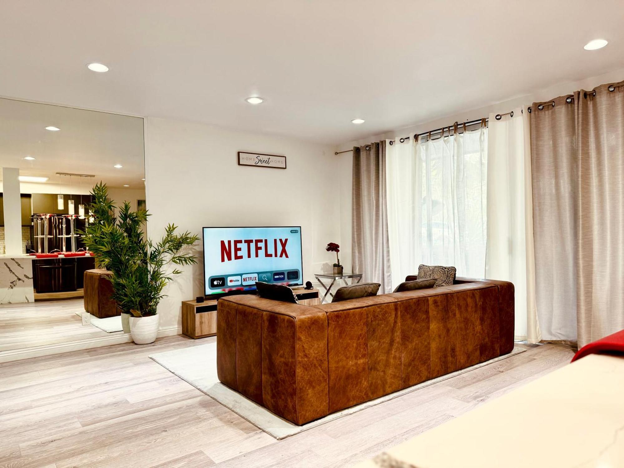 Amazing Large 2 Bedroom West Hollywood Apartment Лос-Анджелес Екстер'єр фото